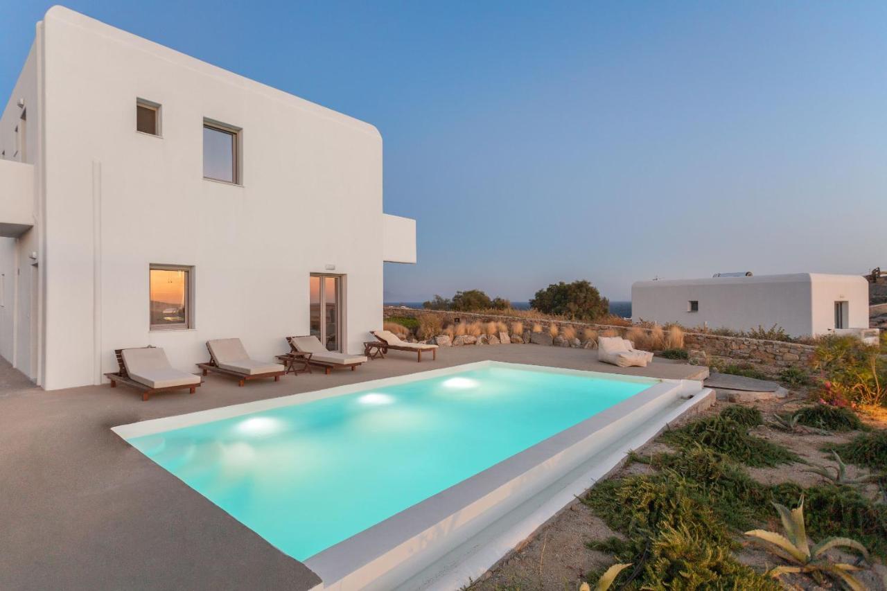 Nikoi Villas Mykonos Town エクステリア 写真