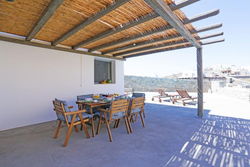 Nikoi Villas Mykonos Town エクステリア 写真