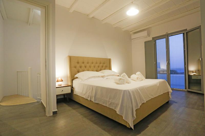 Nikoi Villas Mykonos Town エクステリア 写真